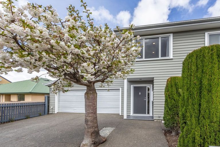 Photo of property in 39 Mary Street, Papanui, Christchurch, 8053