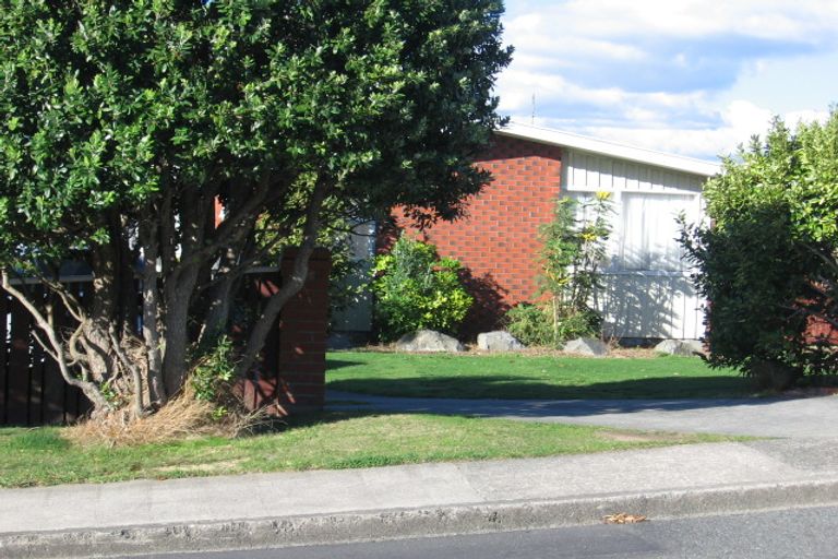 Photo of property in 14 Cranwell Street, Churton Park, Wellington, 6037