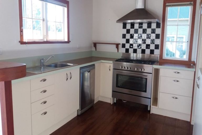 Photo of property in 77 Brooklyn Road, Carterton, 5713