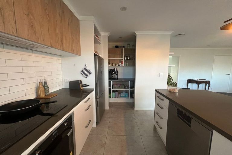 Photo of property in 86 Harriet Johnston Drive, Pokeno, 2402