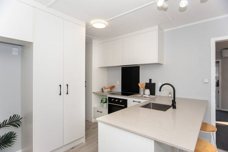 Photo of property in 8 Fenwick Crescent, Hillcrest, Hamilton, 3216