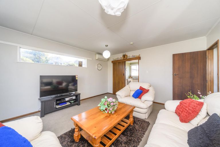 Photo of property in 1/272 Grey Street, Palmerston North, 4414