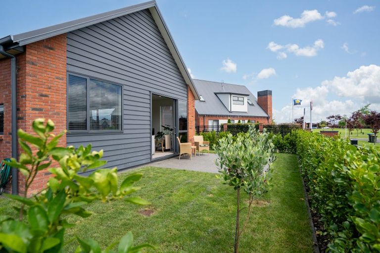 Photo of property in 10 Garland Lane, Leamington, Cambridge, 3432