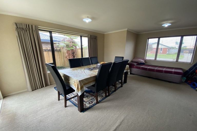 Photo of property in 8 Boston Parade, Kelvin Grove, Palmerston North, 4414