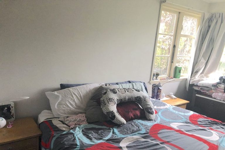 Photo of property in 6 Auburn Avenue, Upper Riccarton, Christchurch, 8041