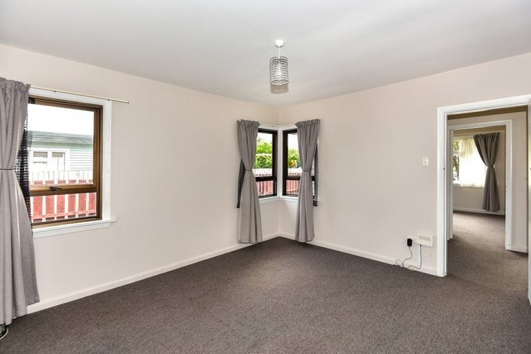 Photo of property in 34 Tabart Street, Woolston, Christchurch, 8023