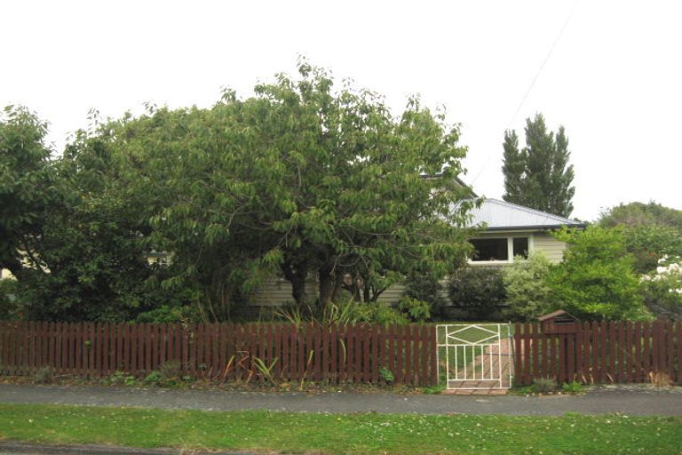 Photo of property in 19 Weir Place, Hoon Hay, Christchurch, 8025