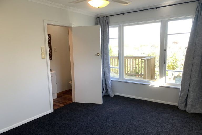 Photo of property in 38 Kawiu Road, Levin, 5510