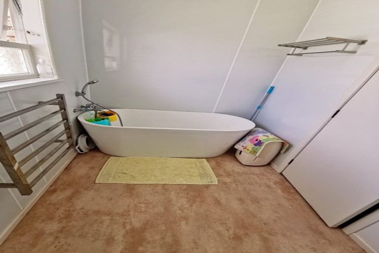 Photo of property in 48 Knighton Road, Hillcrest, Hamilton, 3216