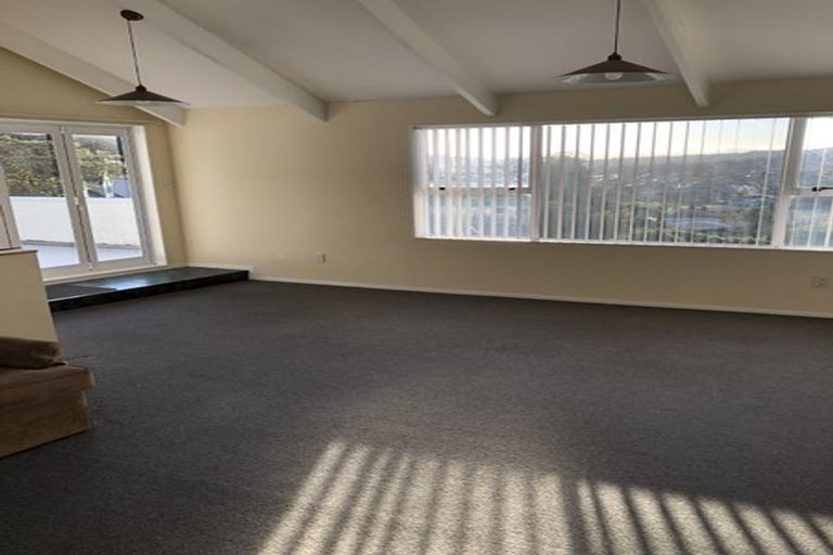 Photo of property in 59 Makara Road, Karori, Wellington, 6012