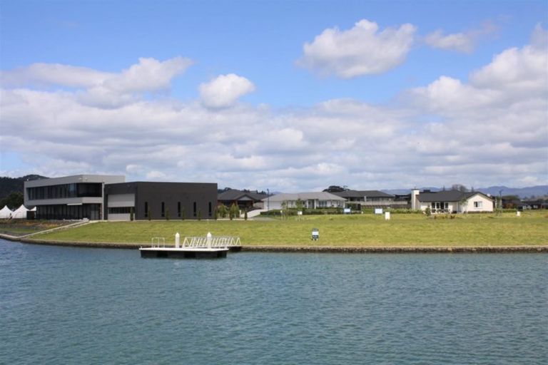 Photo of property in 11 Capstan Crescent, Whitianga, 3510