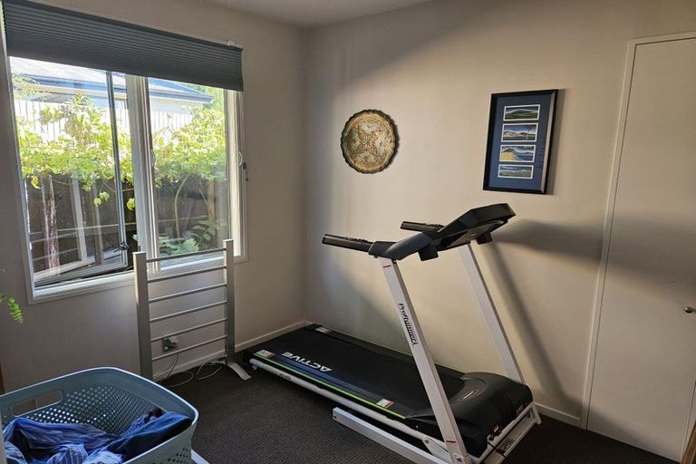 Photo of property in 2/234a Springfield Road, St Albans, Christchurch, 8014