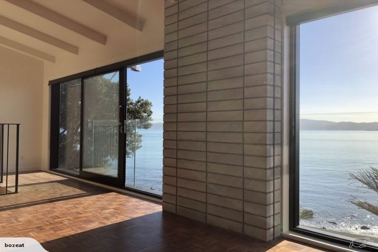 Photo of property in 725 Marine Drive, Eastbourne, Lower Hutt, 5013