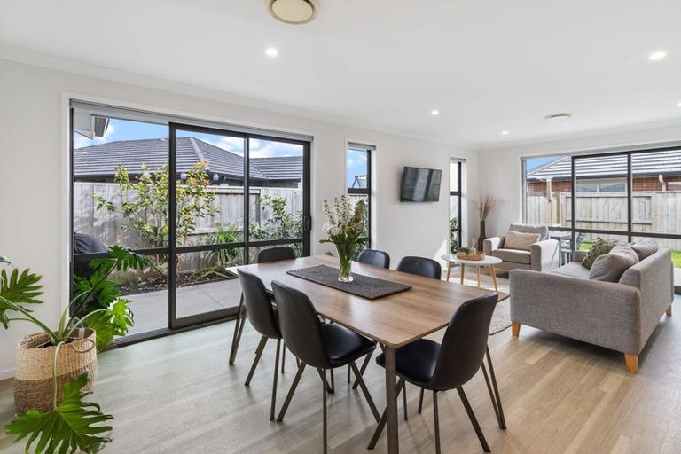 Photo of property in 20 Batty Street, Papamoa Beach, Papamoa, 3118