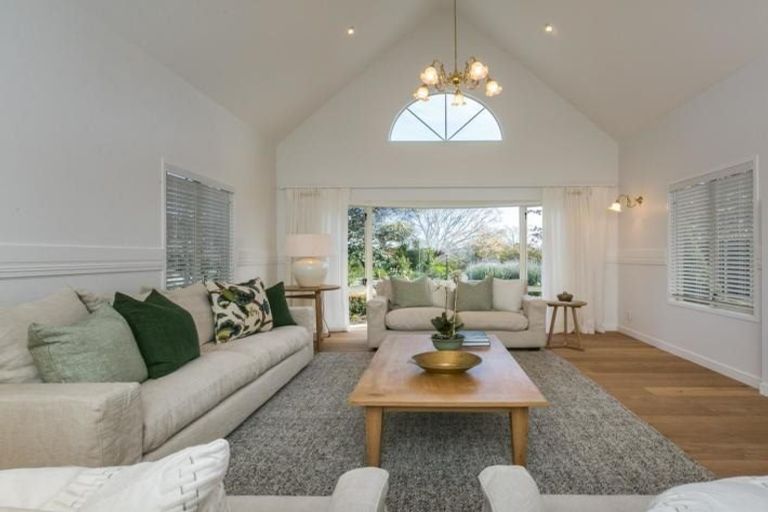 Photo of property in 130 Margaret Avenue, Havelock North, 4130