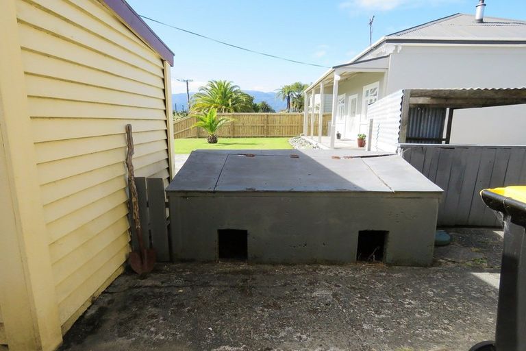 Photo of property in 20 Bentham Street, Westport, 7825