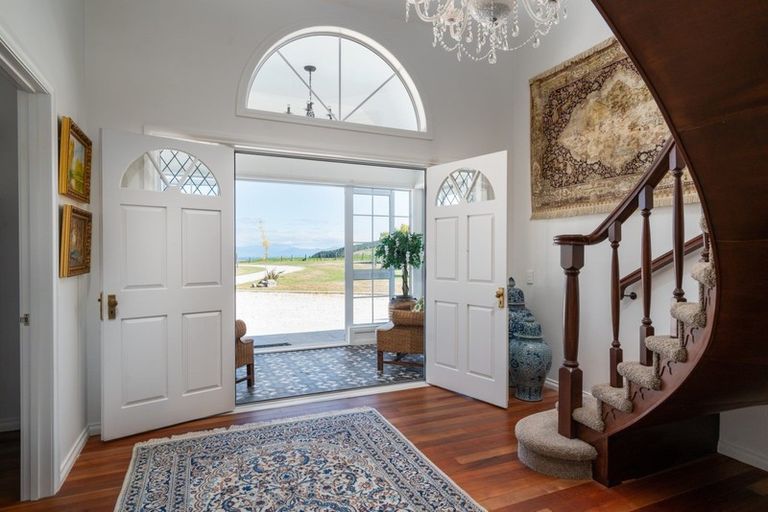 Photo of property in 36 Kaiapo Road, Acacia Bay, Taupo, 3385