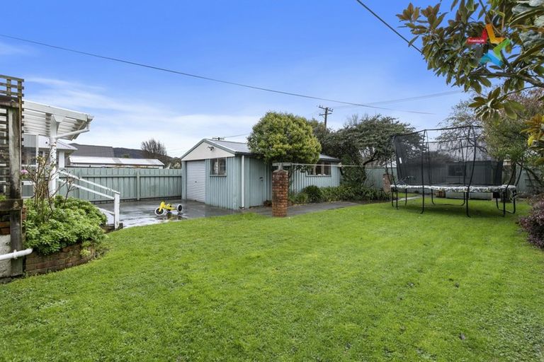 Photo of property in 71 Hewer Crescent, Naenae, Lower Hutt, 5011