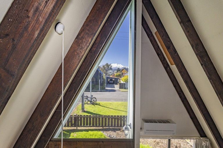 Photo of property in 16 Shannon Street, Ohakune, 4625