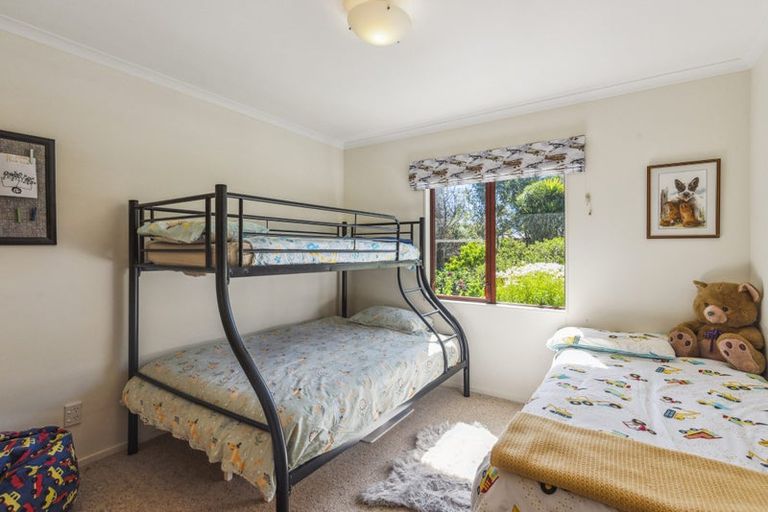 Photo of property in 140 Paetawa Road, Peka Peka, Waikanae, 5391