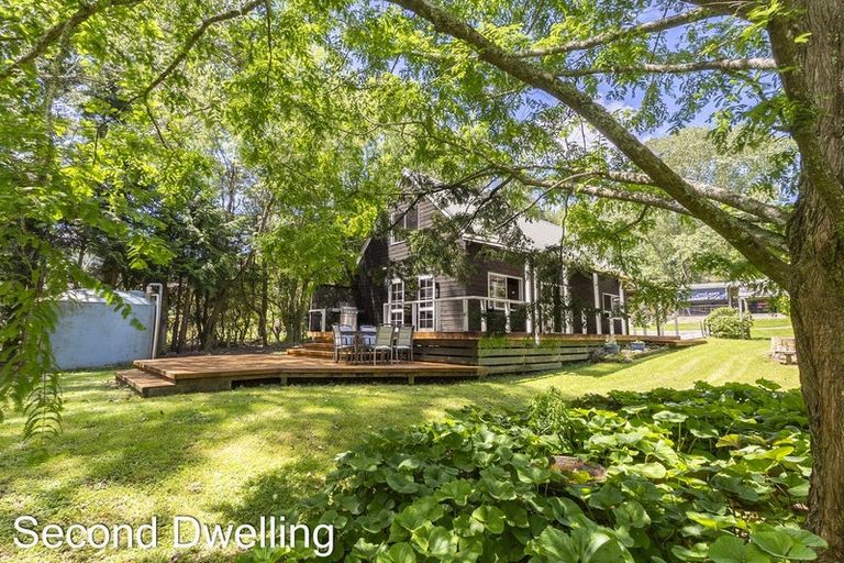 Photo of property in 298 Mangaone Road, Reikorangi, Waikanae, 5391