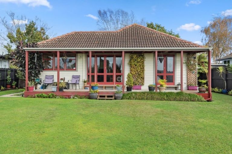 Photo of property in 53 Montgomery Crescent, Bader, Hamilton, 3206