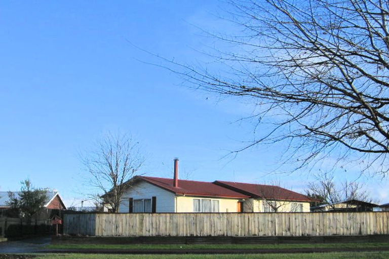 Photo of property in 237 Flaxmere Avenue, Flaxmere, Hastings, 4120