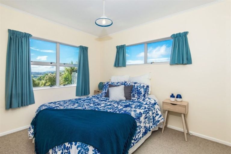 Photo of property in 43 Carluke Street, Paparangi, Wellington, 6037