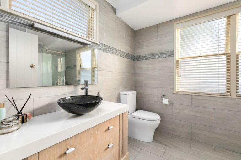 Photo of property in 429 Otumoetai Road, Otumoetai, Tauranga, 3110