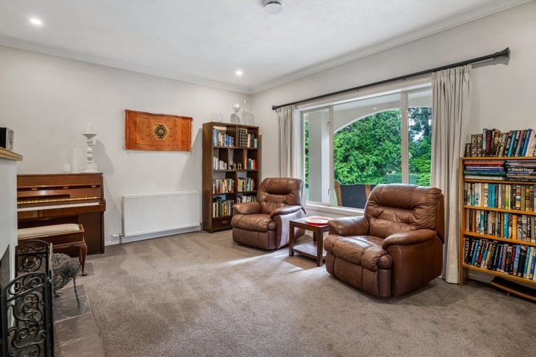 Photo of property in 71 Welsh Road, Winton, 9720