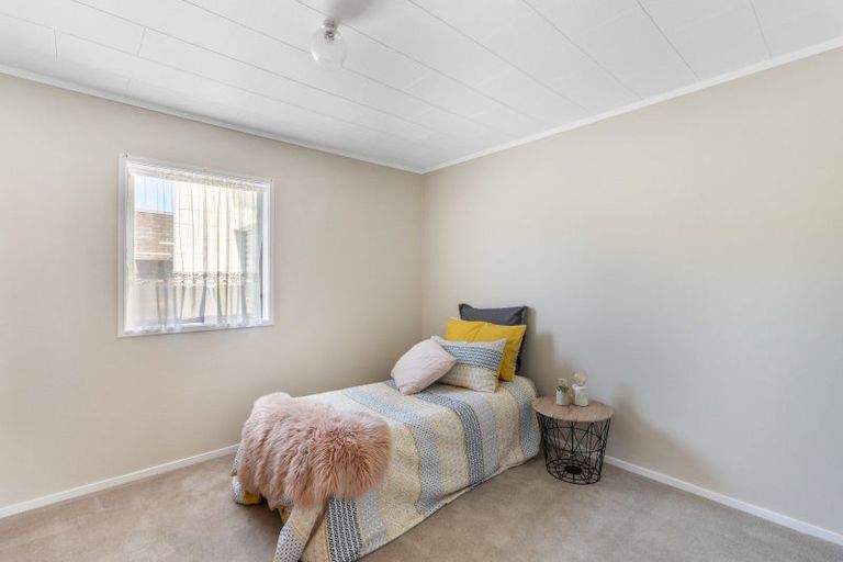 Photo of property in 6b Kapui Place, Waitara, 4320