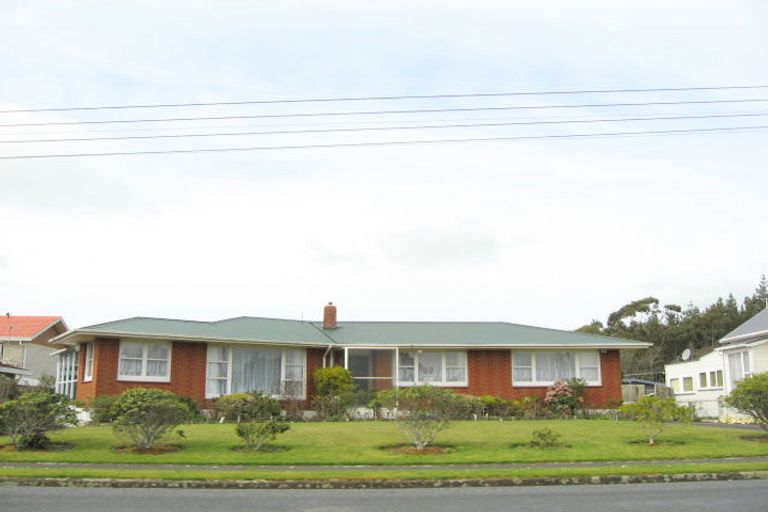 Photo of property in 45 Moa Street, Inglewood, 4330