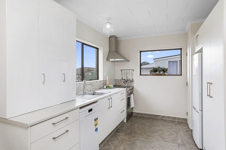 Photo of property in 73a Pendarves Street, New Plymouth, 4310