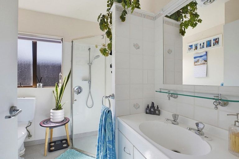 Photo of property in 3/4u Richard Street, Titahi Bay, Porirua, 5022