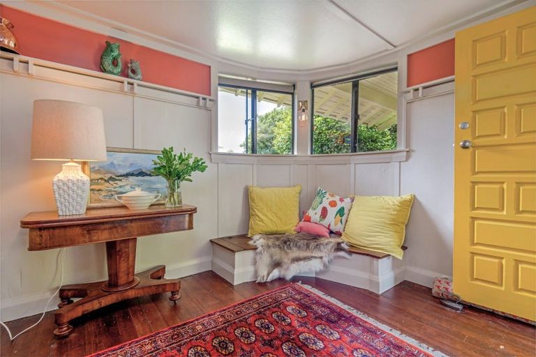 Photo of property in 7 Ranfurly Street, Dannevirke, 4930