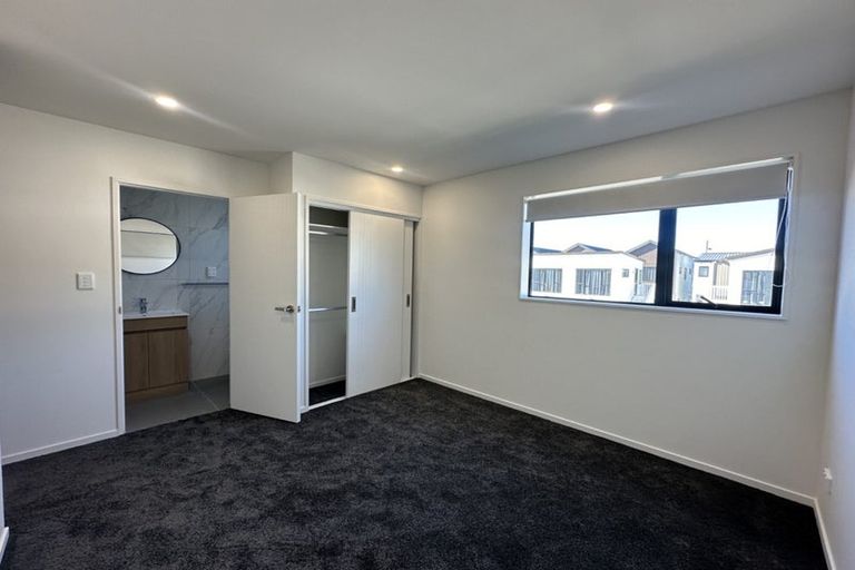 Photo of property in 51 Survila Street, Papakura, 2110