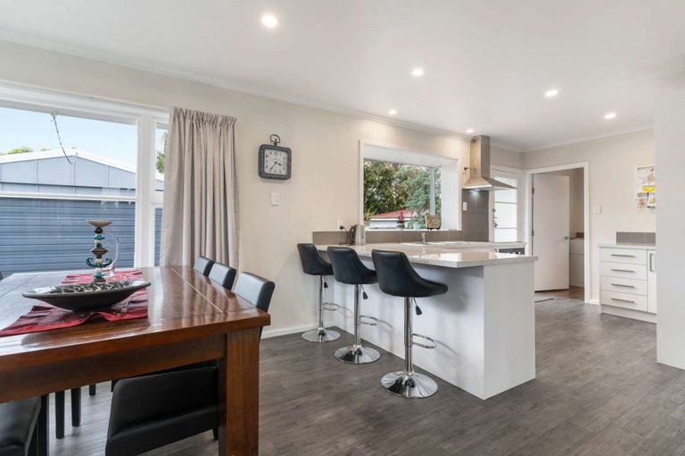 Photo of property in 16 Farrington Avenue, Bishopdale, Christchurch, 8053