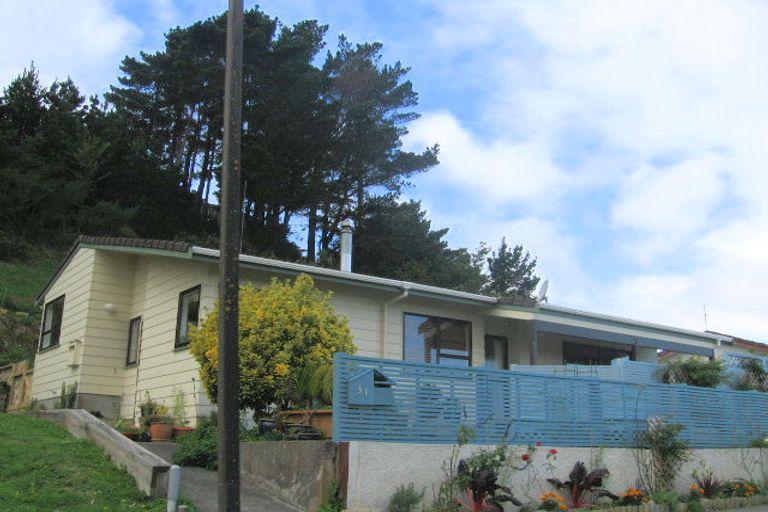 Photo of property in 31 Dominica Crescent, Grenada Village, Wellington, 6037