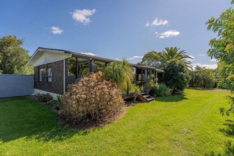 Photo of property in 81 Cook Drive, Whitianga, 3510