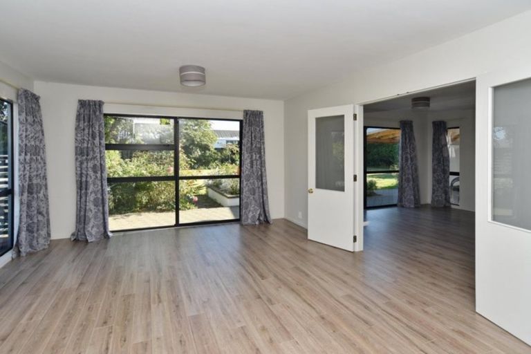 Photo of property in 16 Chartwell Close, Rangiora, 7400