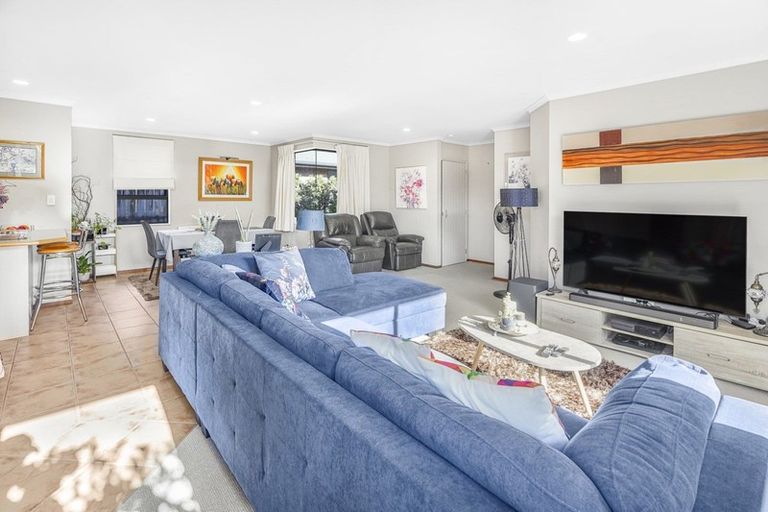 Photo of property in 7 Kirk Close, Rototuna, Hamilton, 3210