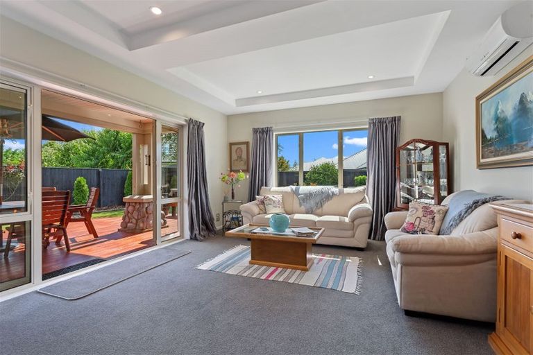 Photo of property in 48 Oakwood Drive, Rangiora, 7400