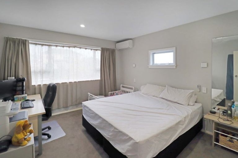 Photo of property in 1a Waldie Grove, Avalon, Lower Hutt, 5011