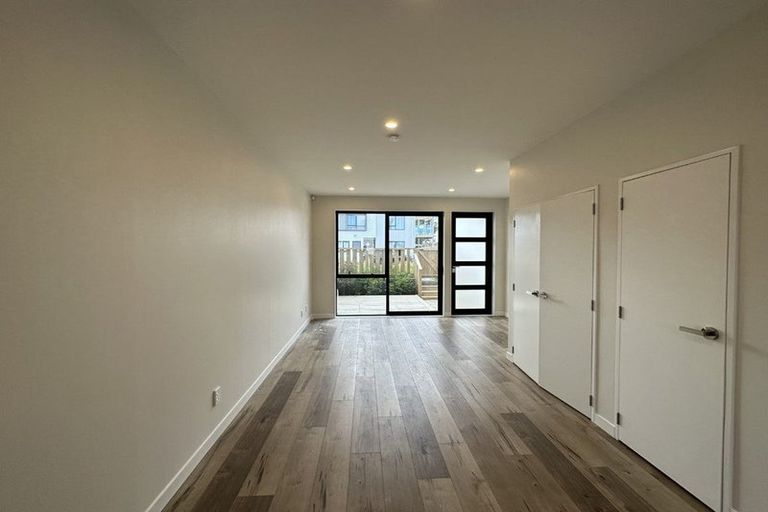 Photo of property in 4 Matakohe Road, Westgate, Auckland, 0814