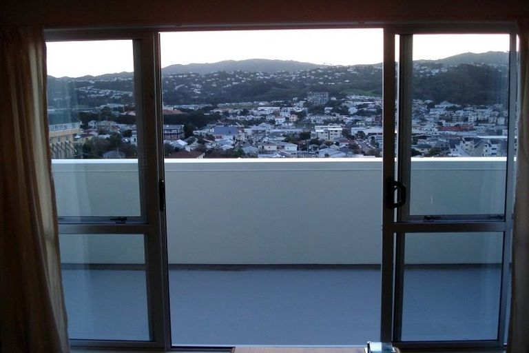 Photo of property in Coromandel Heights, 6/111 Coromandel Street, Newtown, Wellington, 6021