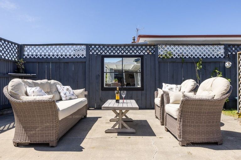 Photo of property in 34a Auckland Road, Greenmeadows, Napier, 4112