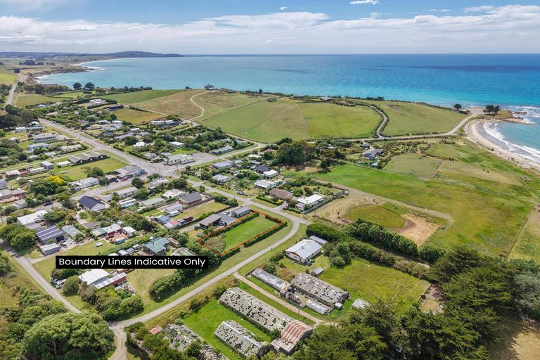 Photo of property in 37 Cobblestone Road, Kakanui, Oamaru, 9495
