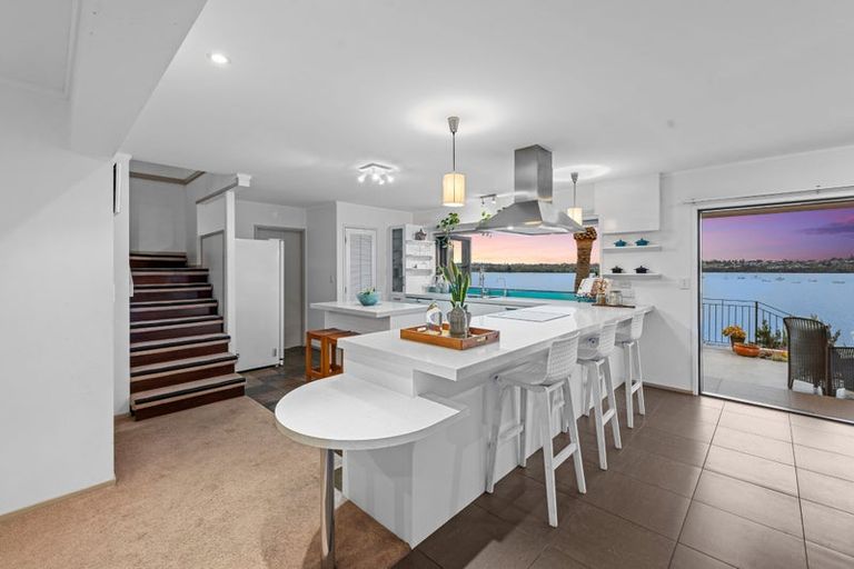 Photo of property in 2/10 Lilford Place, Half Moon Bay, Auckland, 2012