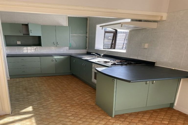 Photo of property in 3a Haverstock Road, Sandringham, Auckland, 1025