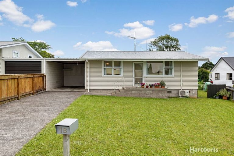 Photo of property in 1b Fernleigh Avenue, Waiuku, 2123